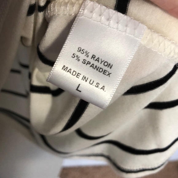 H.I.P. Créme de la Créme striped top NWT - Picture 5 of 6